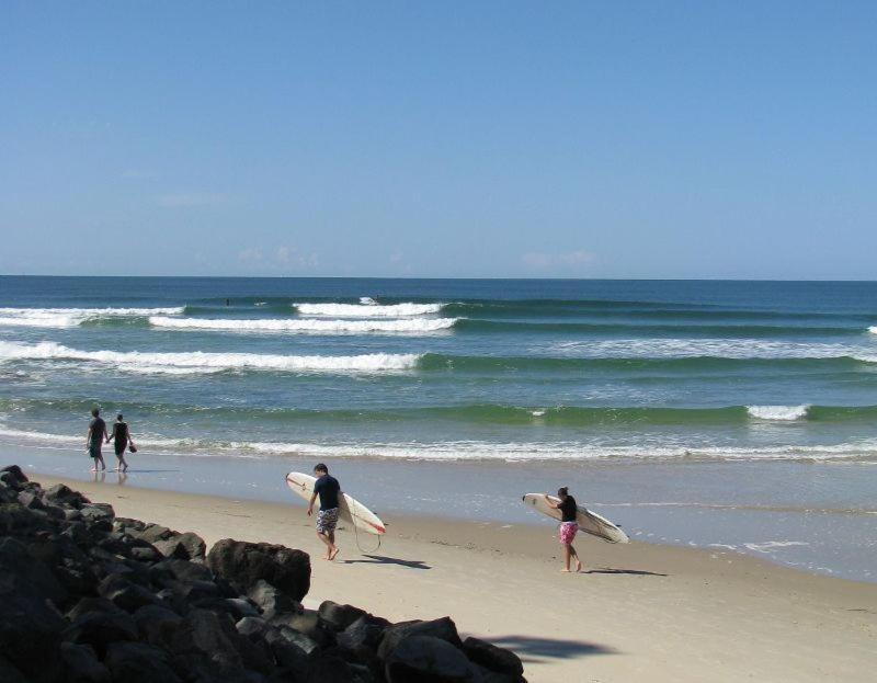 Caloundra Backpackers Vandrarhem Exteriör bild